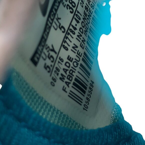 RARE 2016 Nike Roshe One Snowflake Blue Lagoon Size 5.5 - Picture 2 of 5